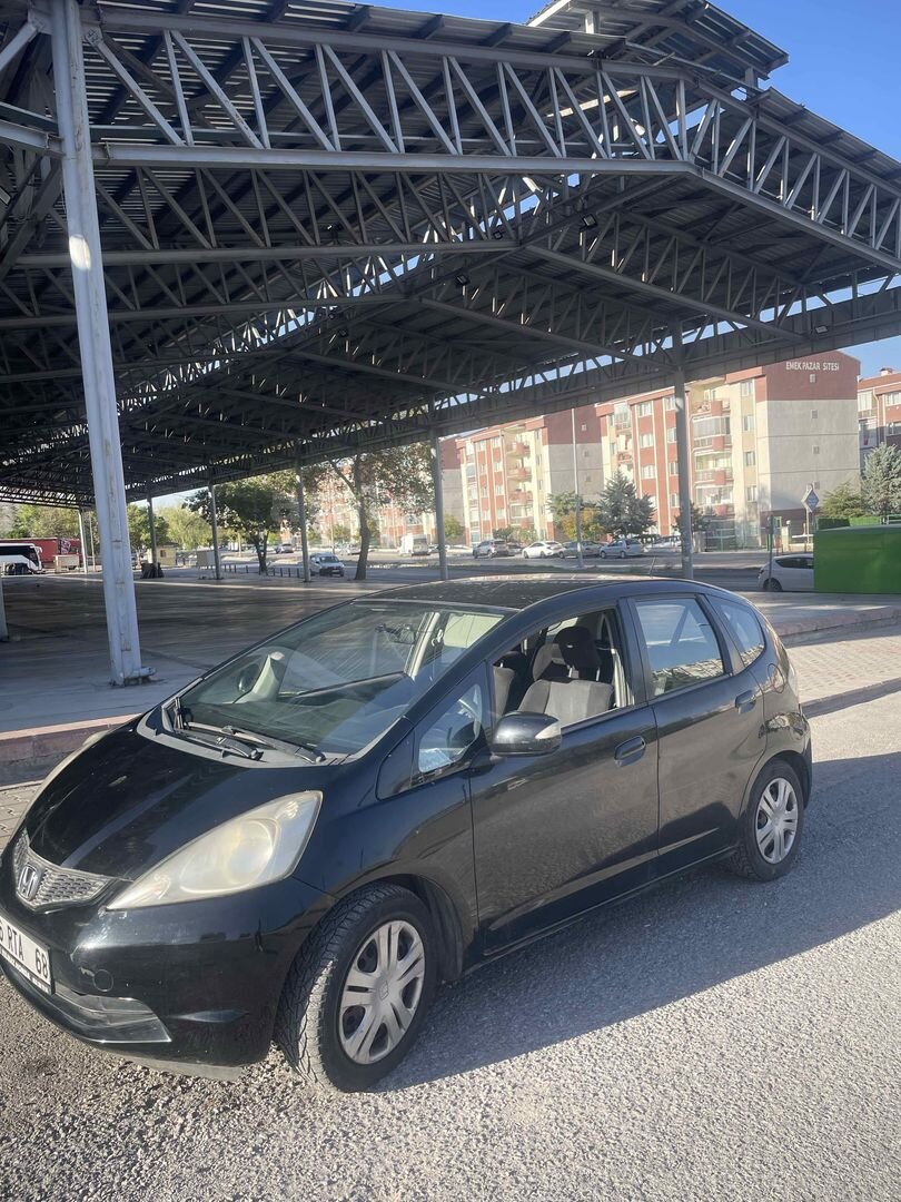 Sahibinden Honda Jazz 1.4 Joy 2010 Model Ankara 220.000 km Siyah 7