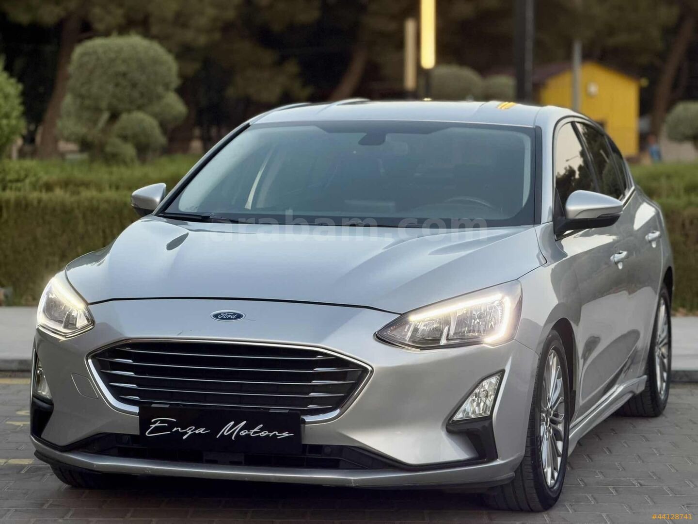 2020/FOCUS/TİTANİUM/YENİ JANT/ÖZEL RENK/KEYLESS GO/LEDLİ 3