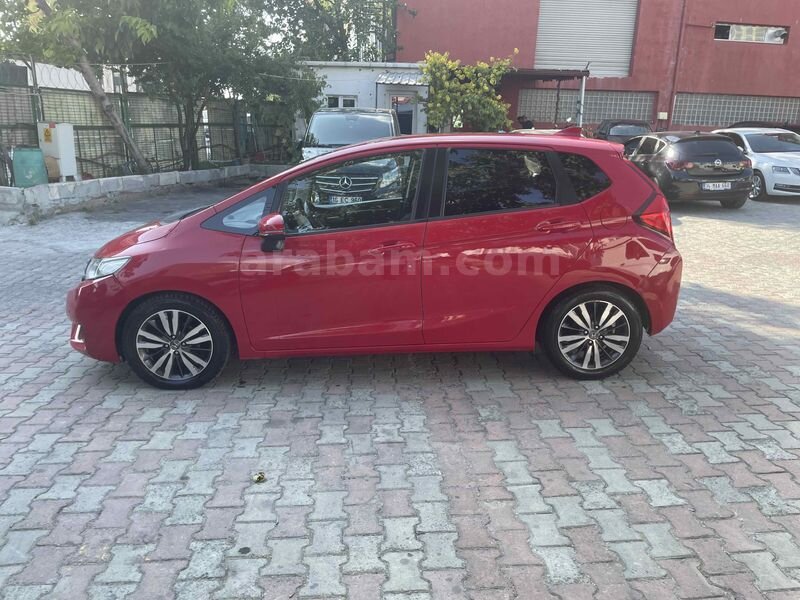 Sahibinden Honda Jazz 1.3 Elegance 2015 Model