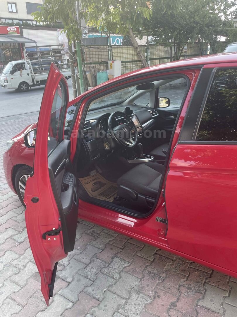 Sahibinden Honda Jazz 1.3 Elegance 2015 Model 6