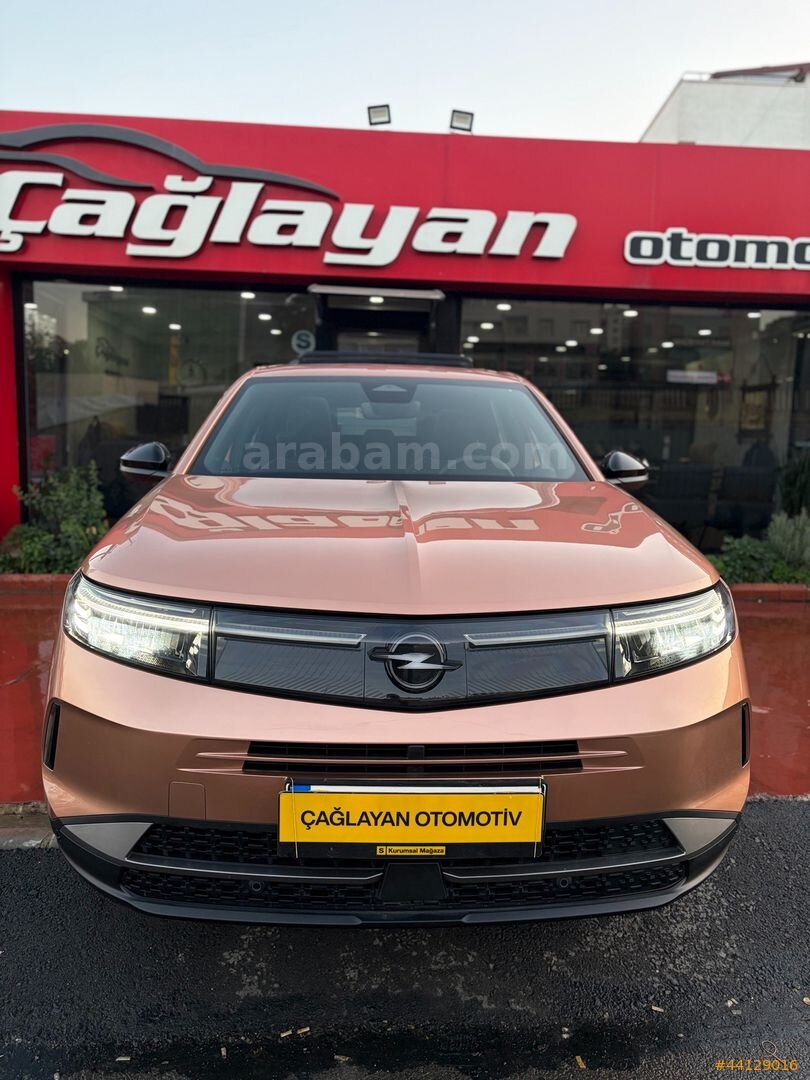 ÇAĞLAYAN OTOMOTİV'DEN" HATASIZ "2025 GRANDLAND 1.2 HYBRİD E-DCT6 5