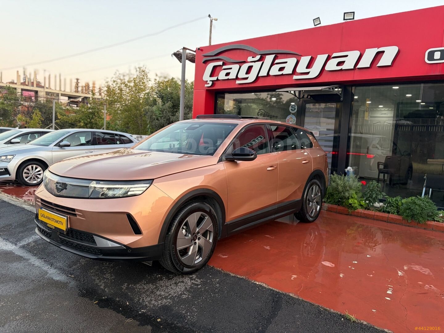 ÇAĞLAYAN OTOMOTİV'DEN" HATASIZ "2025 GRANDLAND 1.2 HYBRİD E-DCT6 2