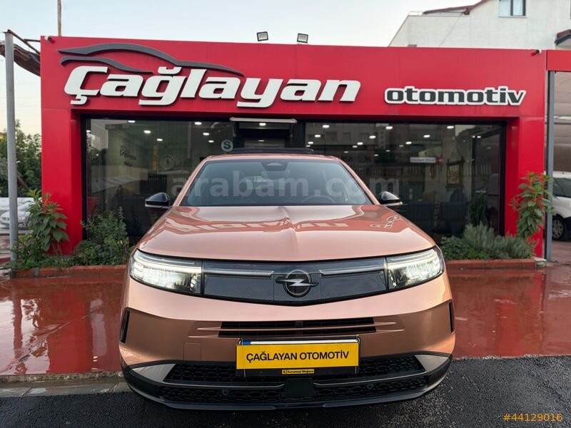 ÇAĞLAYAN OTOMOTİV'DEN" HATASIZ "2025 GRANDLAND 1.2 HYBRİD E-DCT6