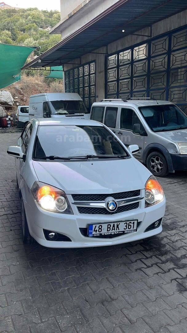 Sahibinden Geely Familia 1.5 Comfort 2011 Model Muğla 196.000 km Beyaz 1