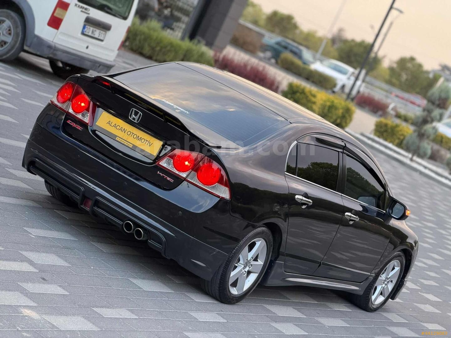 HONDA CİVİC 1.6 VTEC DEĞİŞENSİZ OTOMATİK MASRAFSIZZ 4