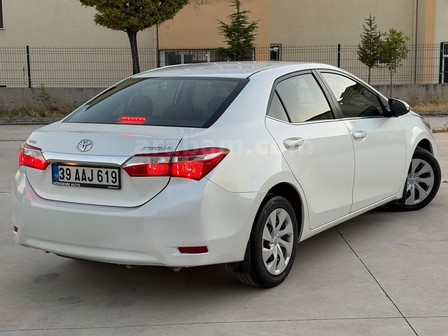 Sahibinden Toyota Corolla 1.4 D-4D Touch 2015 Model 4