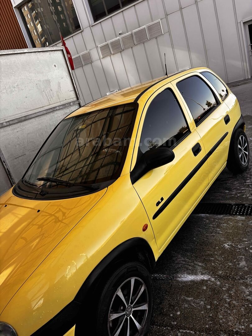 Sahibinden düşük km Opel Corsa b 1.4 GLS 2000 Model 203.000 km 5