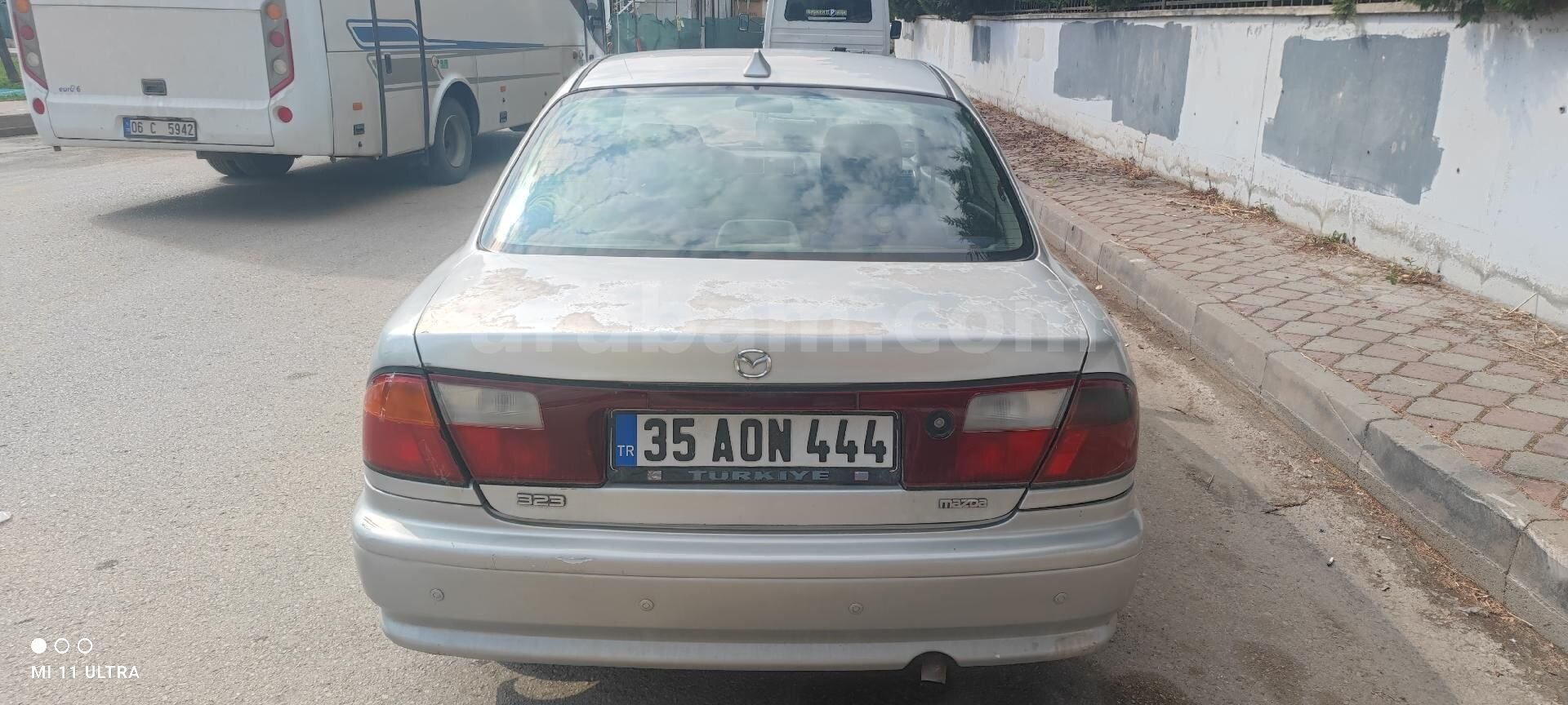 Sahibinden Mazda 323 1.5 1998 Model 3