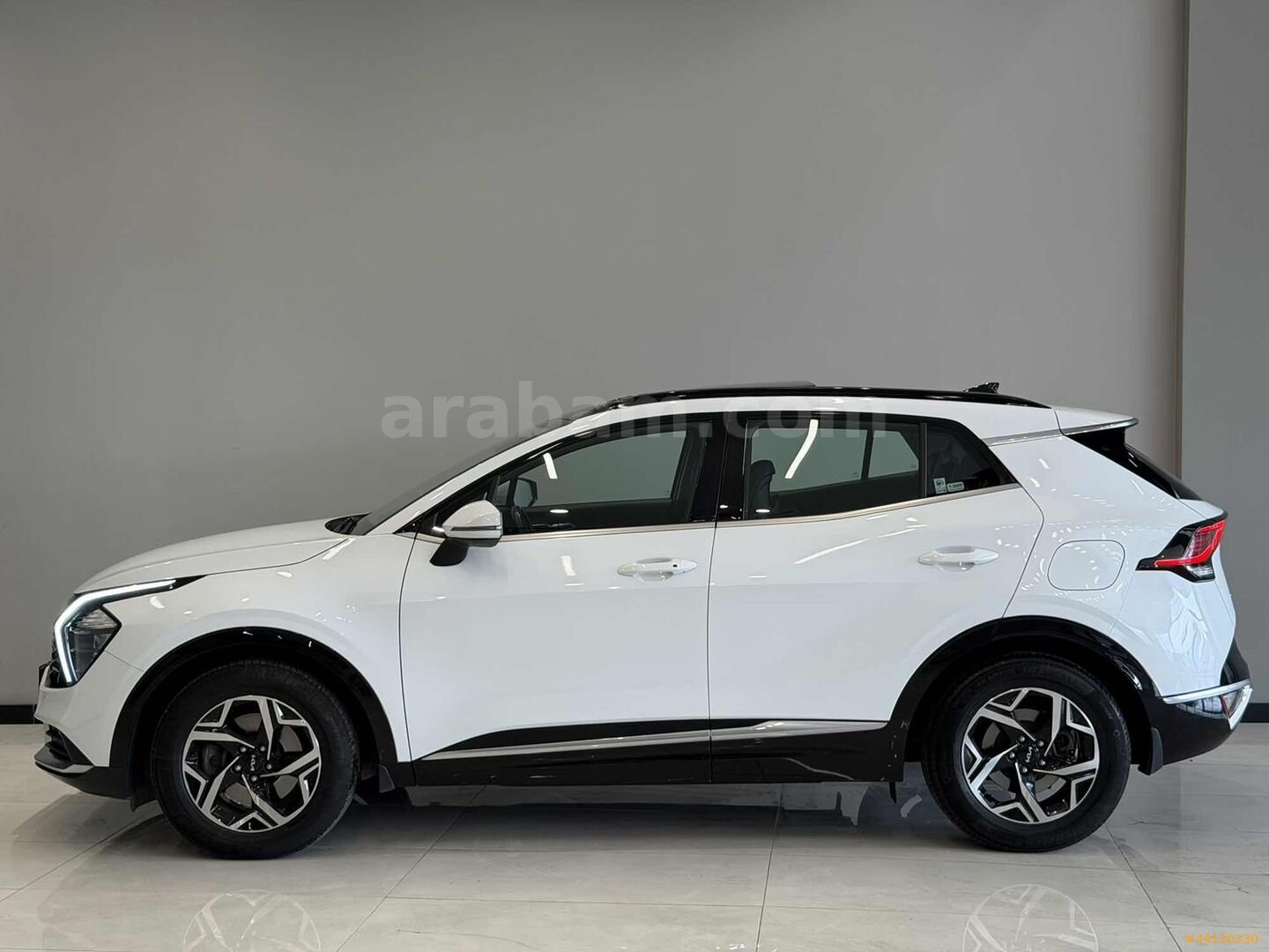 OTOCARS - 44 BİN'DE 2024 KİA SPORTAGE CAM TAVAN Ş.TAKİP HATASIZ 4