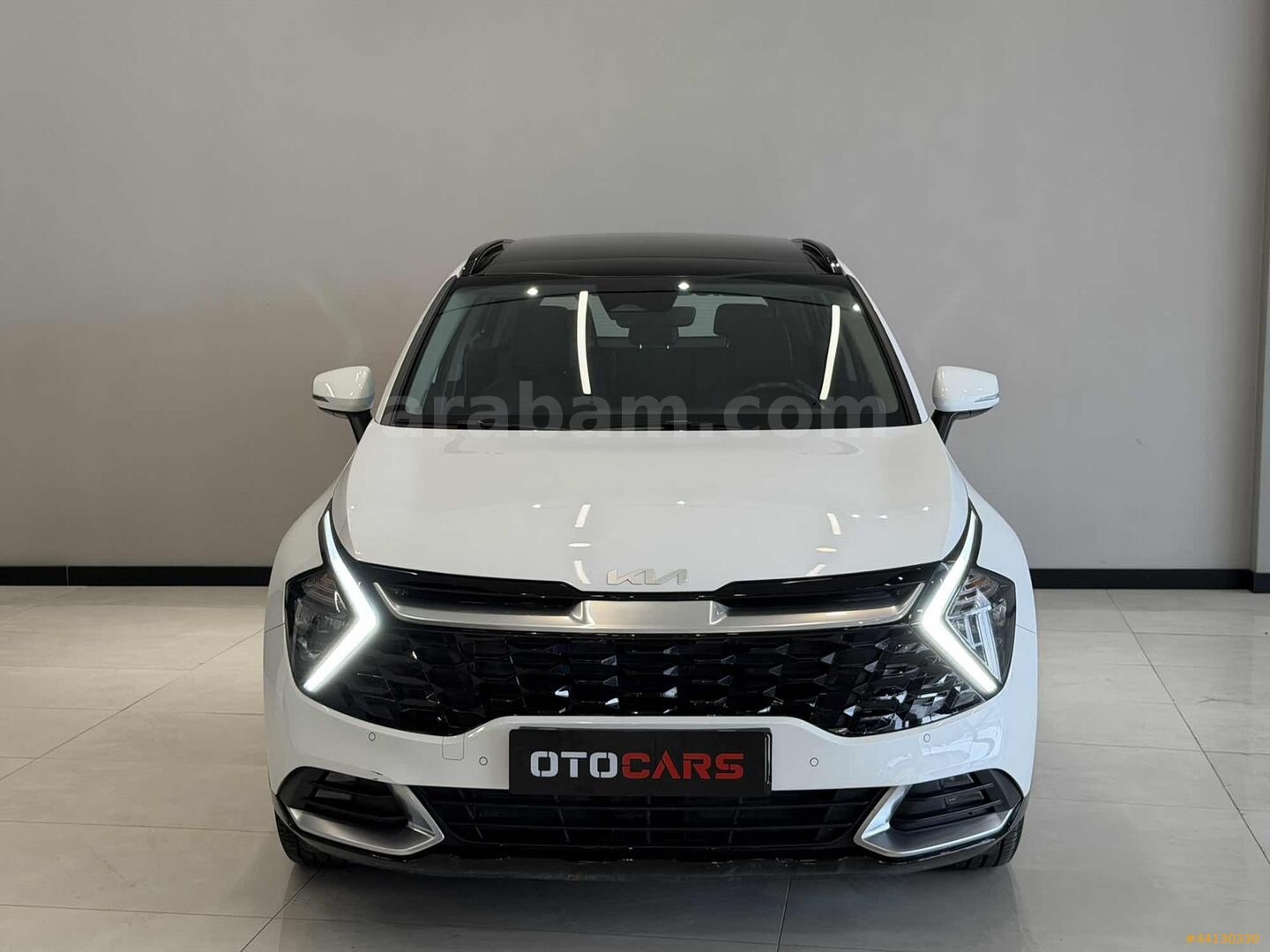 OTOCARS - 44 BİN'DE 2024 KİA SPORTAGE CAM TAVAN Ş.TAKİP HATASIZ 2