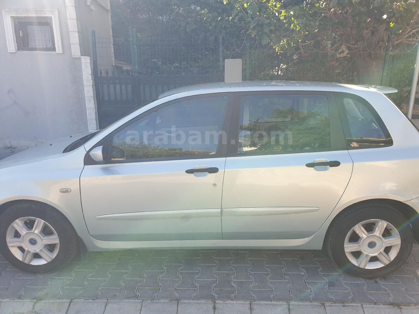Sahibinden Fiat Stilo 1.6 Actual 2004 Model 98.700 km Yeşil 5