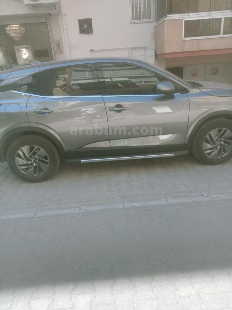 Sahibinden Nissan Qashqai 1.3 DIG-T desing pack 2024 Model 3
