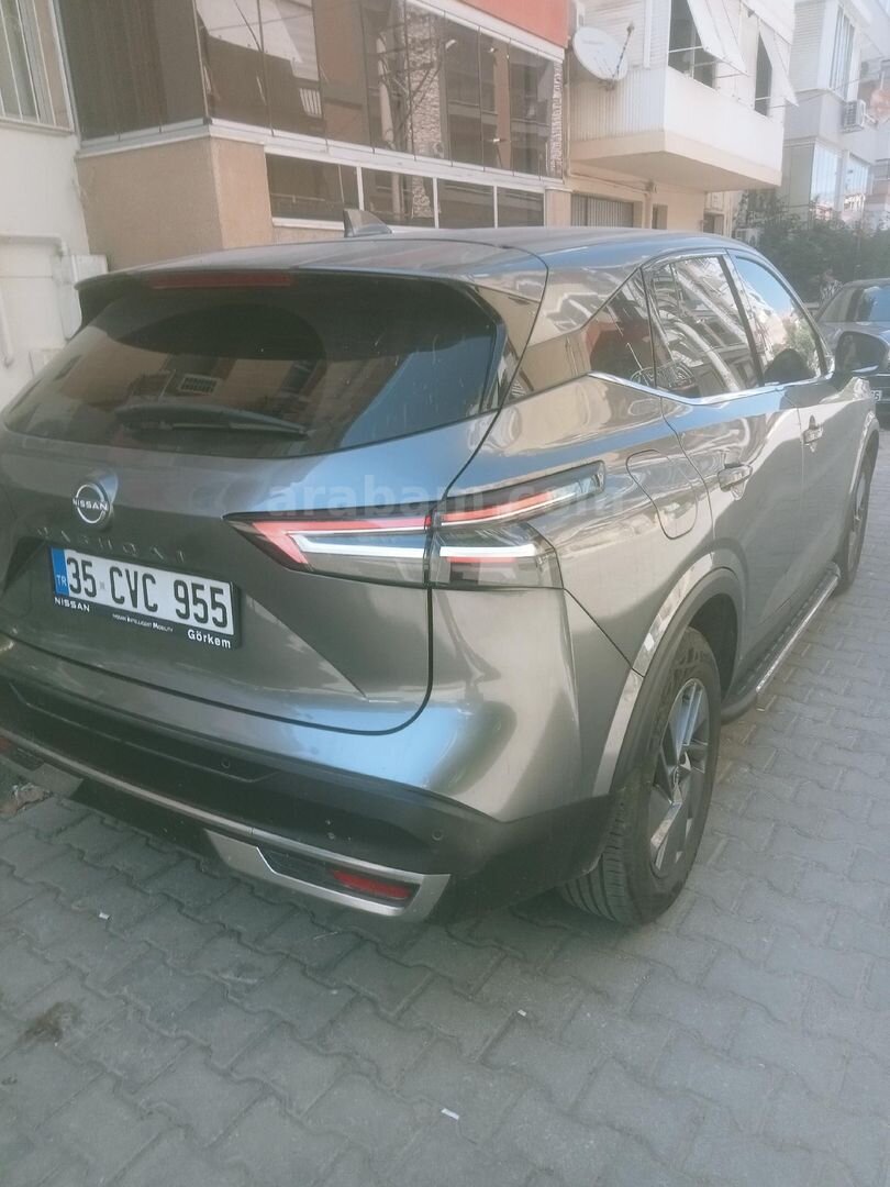 Sahibinden Nissan Qashqai 1.3 DIG-T desing pack 2024 Model 4