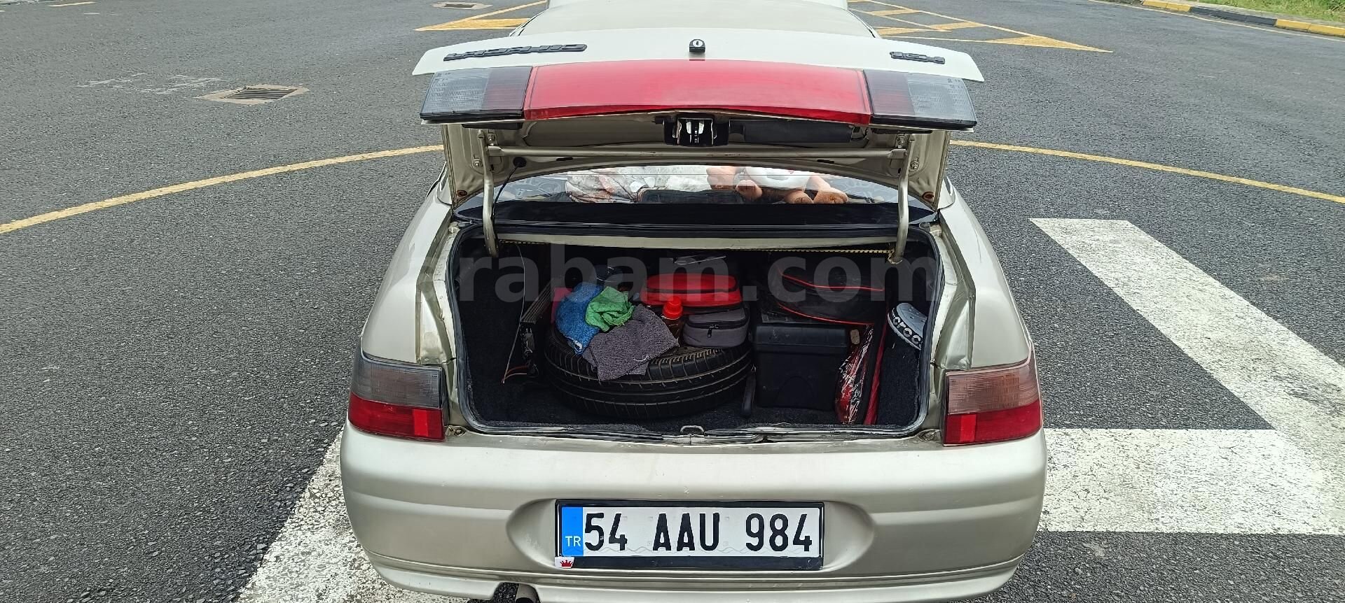 Sahibinden Lada Vega 1.6 2006 Model 189.000 km Gri 7