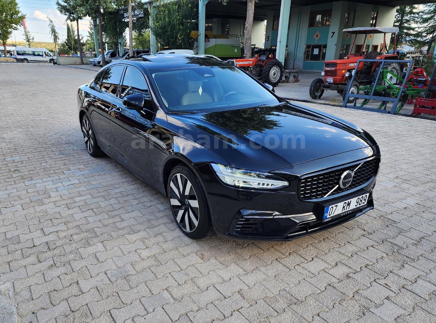 ÇAĞDAŞ oTo'dan 2024 Volvo S90 2.0 T8 Recharge Plus Dark 1