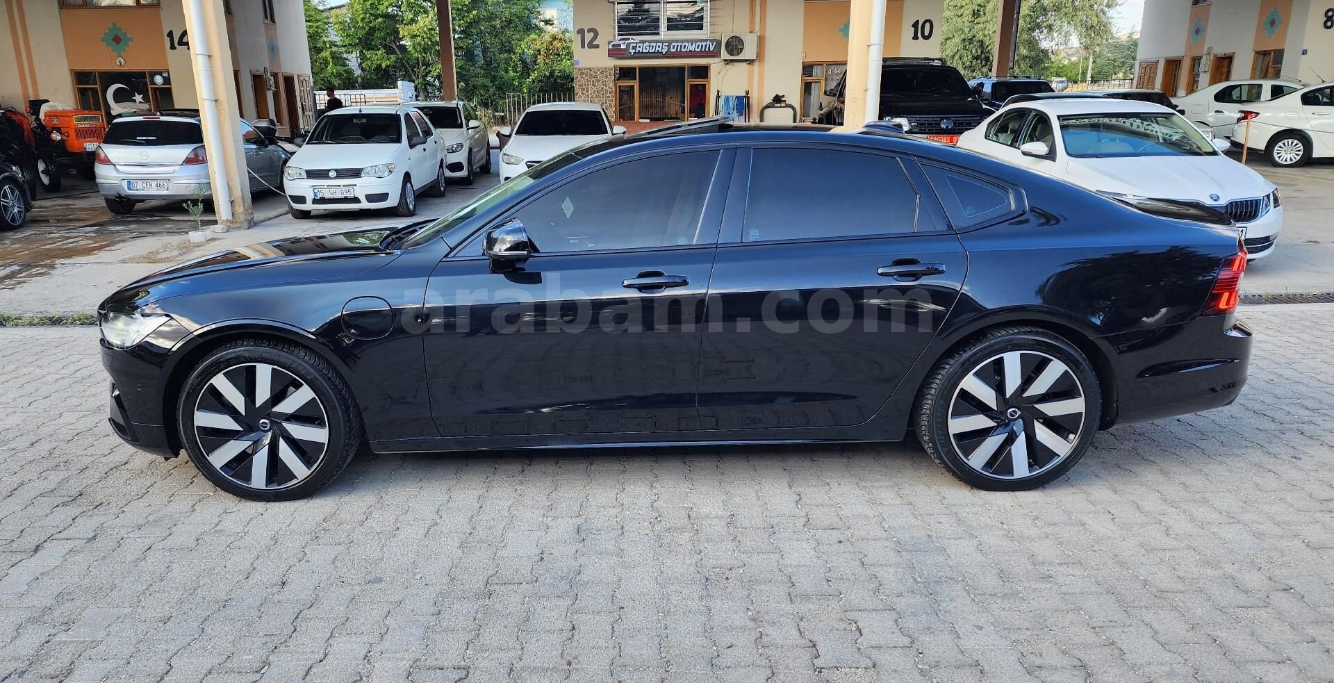 ÇAĞDAŞ oTo'dan 2024 Volvo S90 2.0 T8 Recharge Plus Dark 4