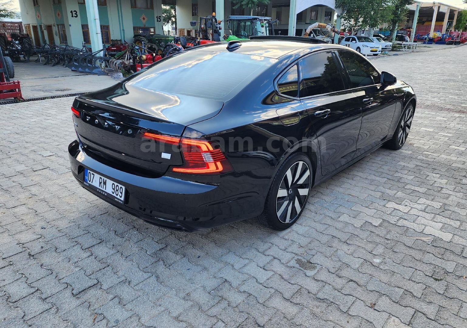 ÇAĞDAŞ oTo'dan 2024 Volvo S90 2.0 T8 Recharge Plus Dark 6