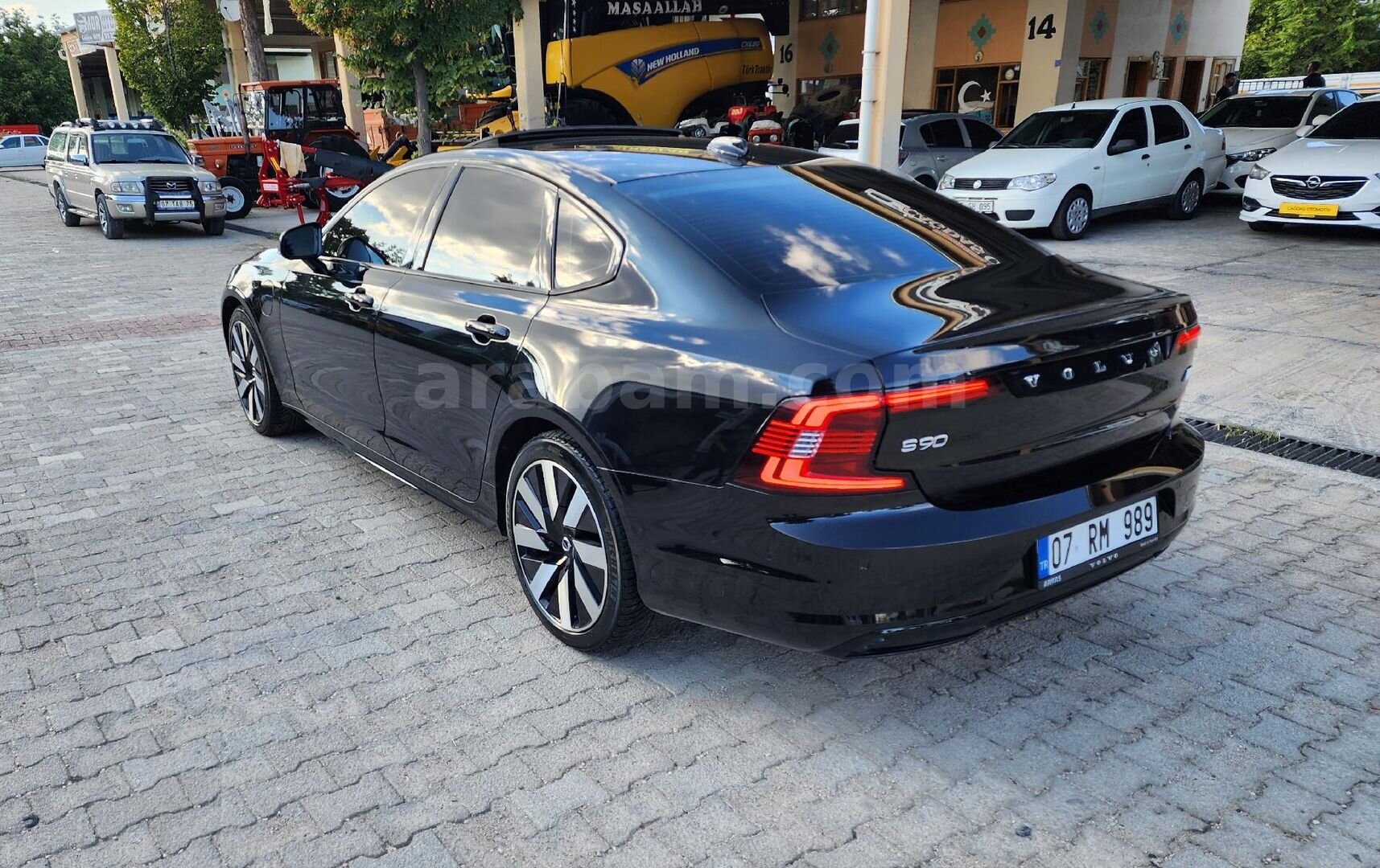 ÇAĞDAŞ oTo'dan 2024 Volvo S90 2.0 T8 Recharge Plus Dark 7