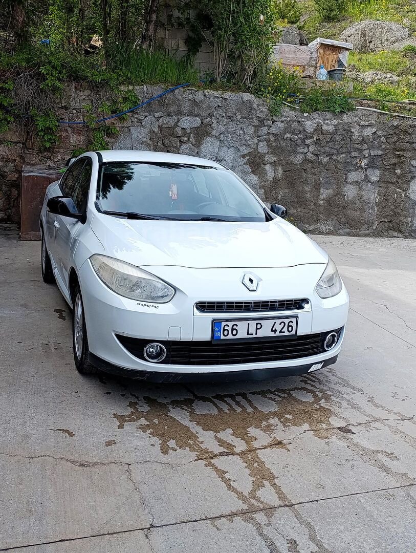 Sahibinden Renault Fluence 1.6 Extreme 2012 Model Yozgat 71.020 km Beyaz 4