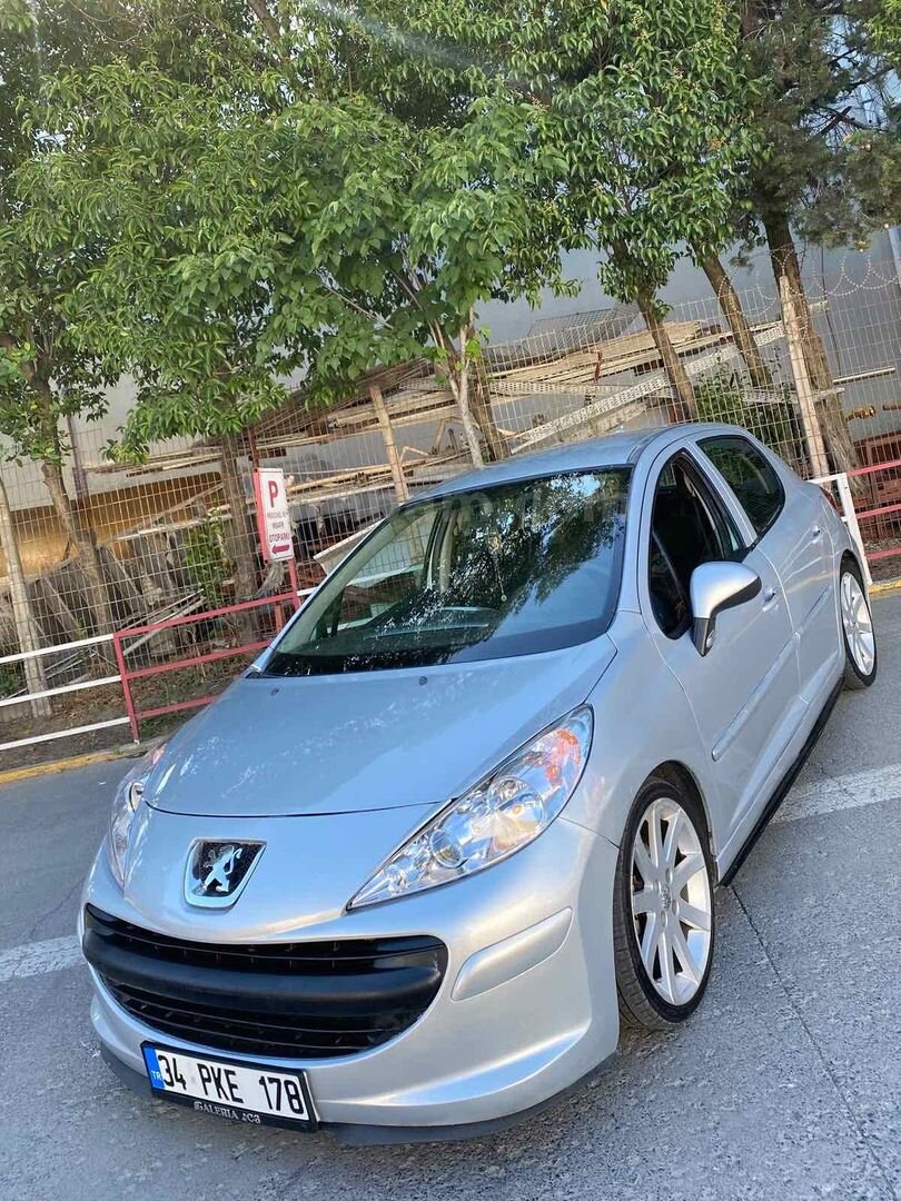 Sahibinden Peugeot 207 1.4 HDi Trendy 2006 Model 291.000 km Gri 7