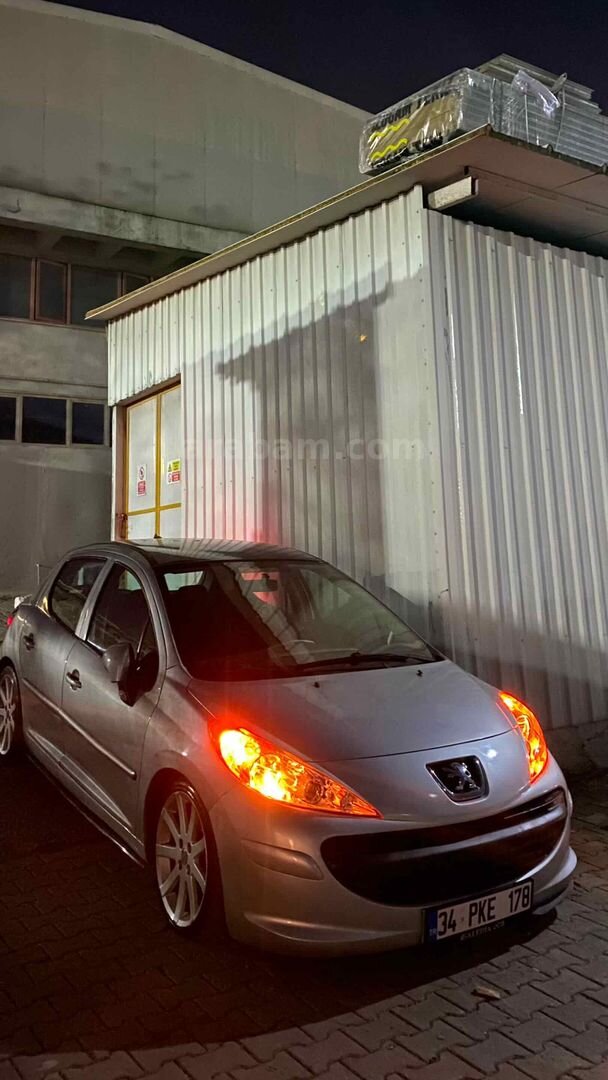 Sahibinden Peugeot 207 1.4 HDi Trendy 2006 Model 291.000 km Gri 5