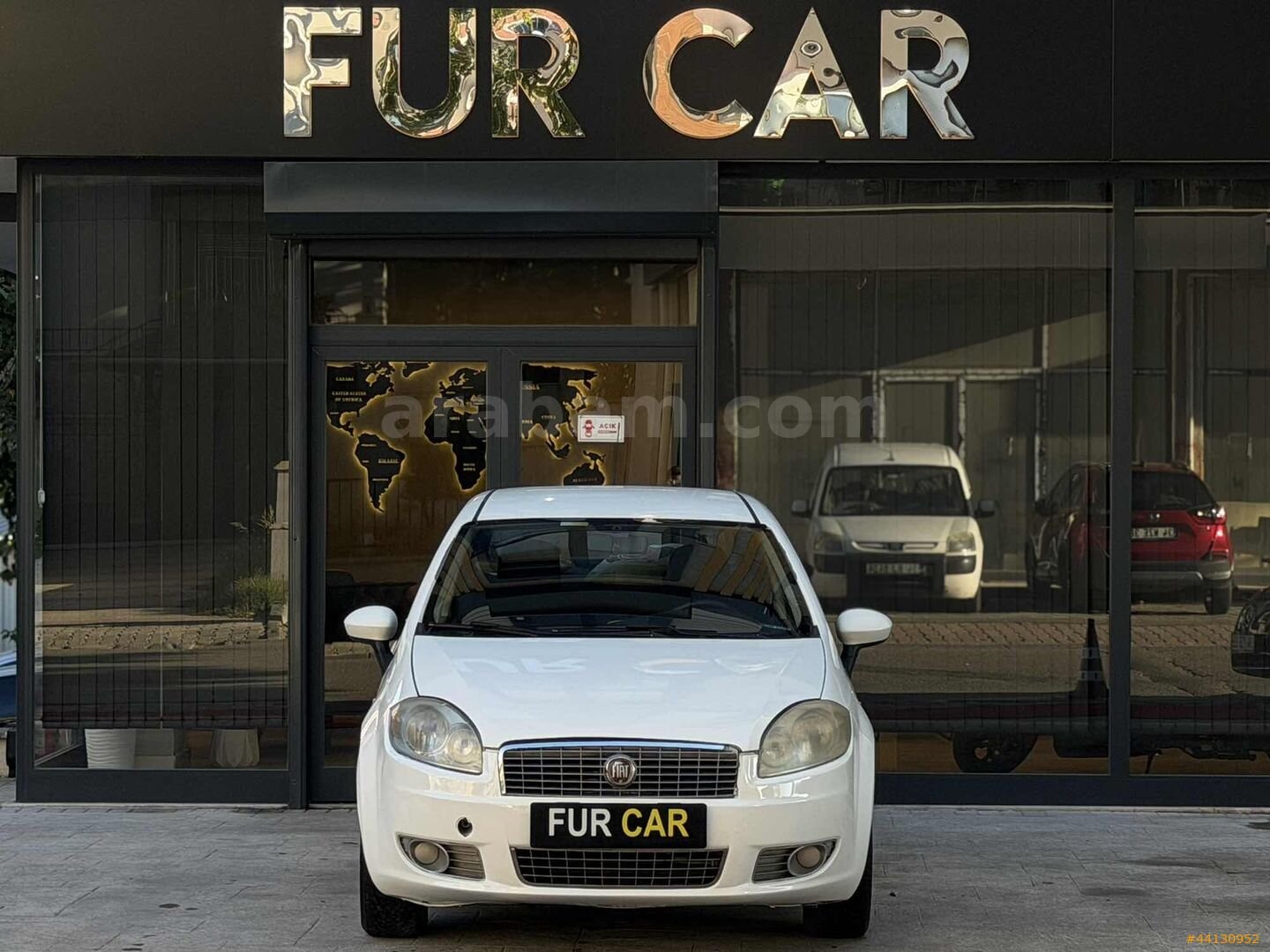 FUR CAR FİAT LİNEA 1.6 MULTİJET EN DOLUSU 100.000 TL PEŞİNAT İLE 2