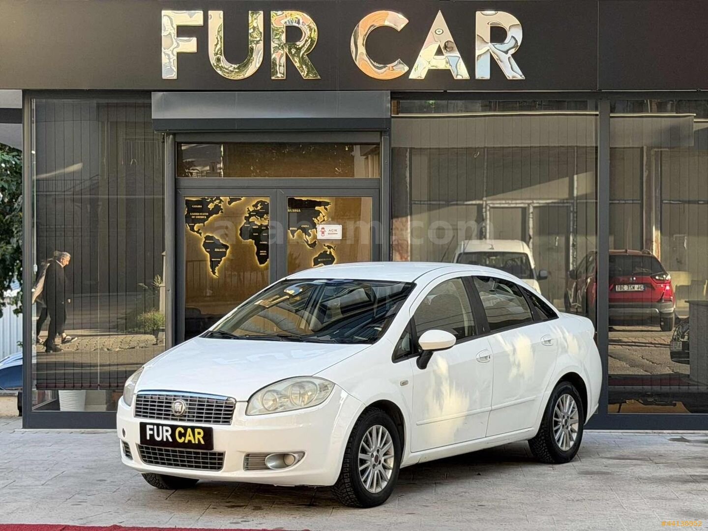 FUR CAR FİAT LİNEA 1.6 MULTİJET EN DOLUSU 100.000 TL PEŞİNAT İLE 3