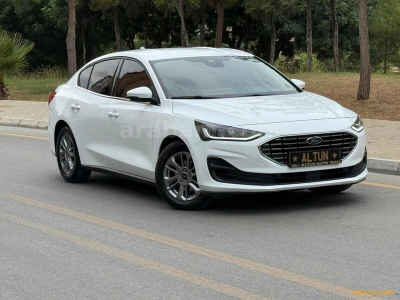 2024 MODEL FORD FOCUS TİTANYUM STİL BOYASIZ 43.170 KM