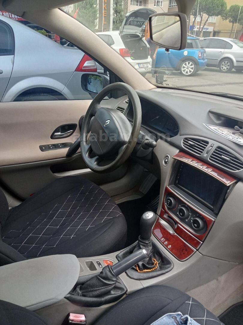 Sahibinden Renault Laguna 1.6 Expression 2004 Model İstanbul 269.900 km Yeşil (metalik) 5