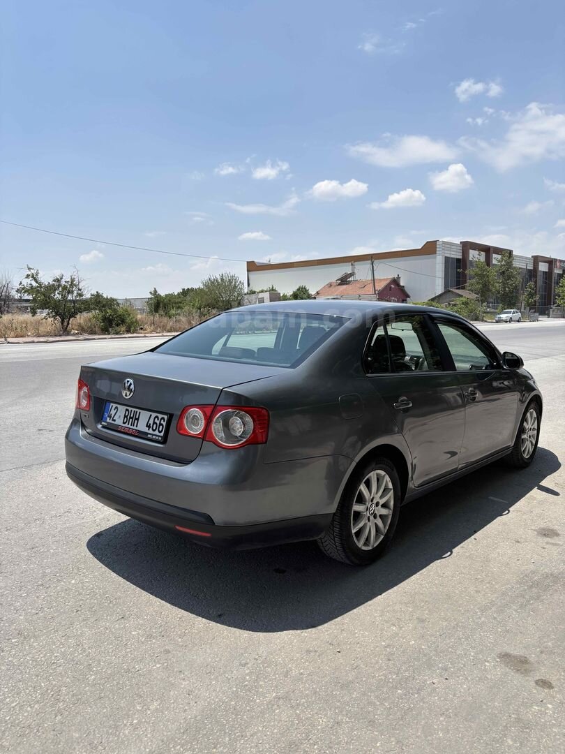 Sahibinden Volkswagen Jetta 1.6 Primeline 2008 Model Konya 266.000 km Füme 3