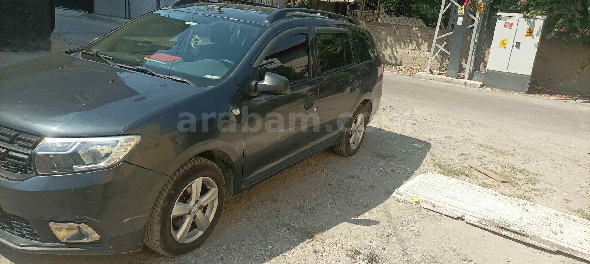 Sahibinden Dacia Logan 1.5 dCi MCV Ambiance 2018 Model 3