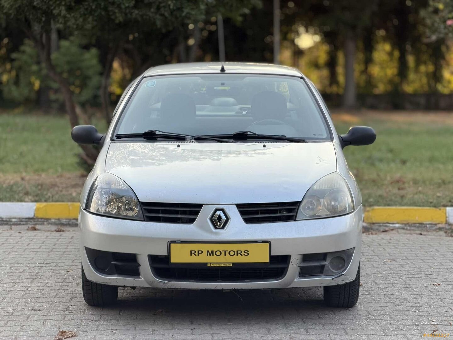 Galeriden Renault Symbol 1.4 Authentique 2007 Model Bursa 206.000 km Gri 7