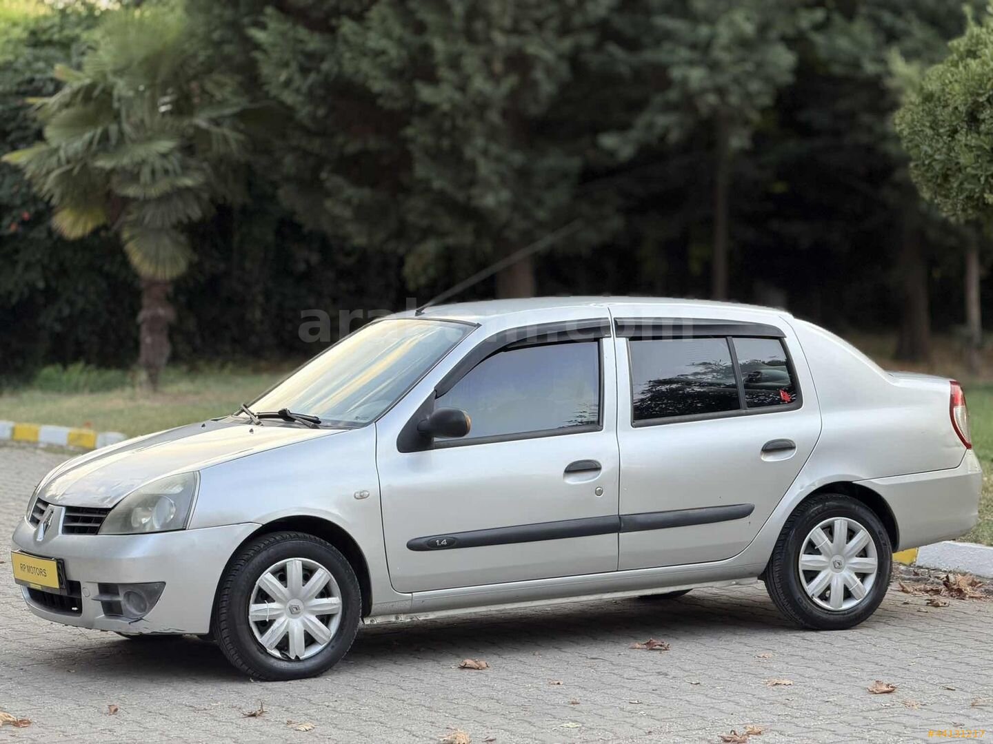Galeriden Renault Symbol 1.4 Authentique 2007 Model Bursa 206.000 km Gri 6