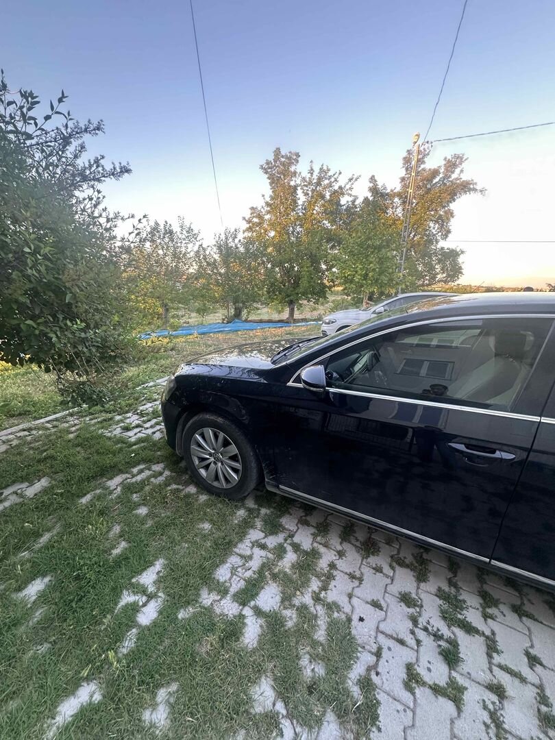 Sahibinden Volkswagen Passat 1.6 TDi BlueMotion Comfortline 2013 Model Malatya 301.000 km Siyah 6
