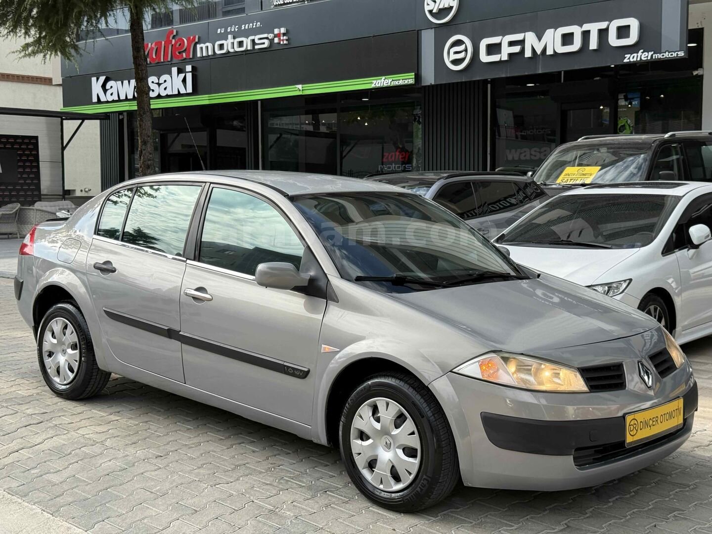 Galeriden Renault Megane 1.6 Authentique 2004 Model Amasya 255.000 km Gri 7