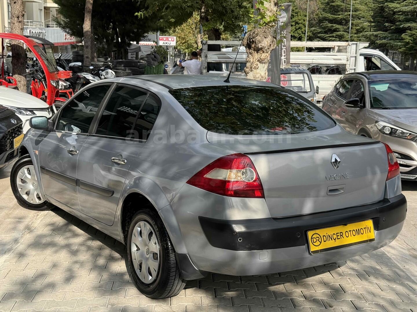 Galeriden Renault Megane 1.6 Authentique 2004 Model Amasya 255.000 km Gri 4