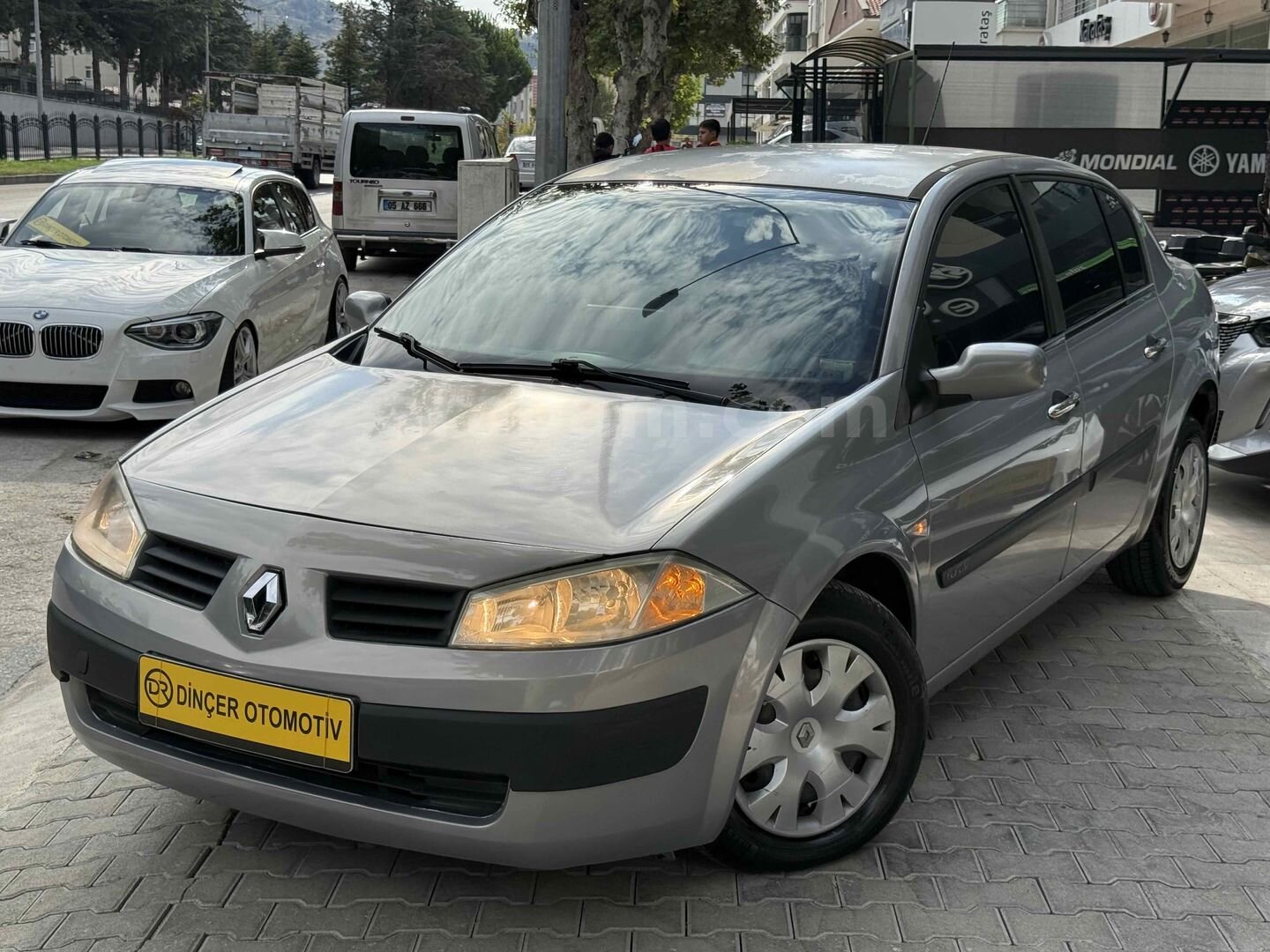 Galeriden Renault Megane 1.6 Authentique 2004 Model Amasya 255.000 km Gri 3
