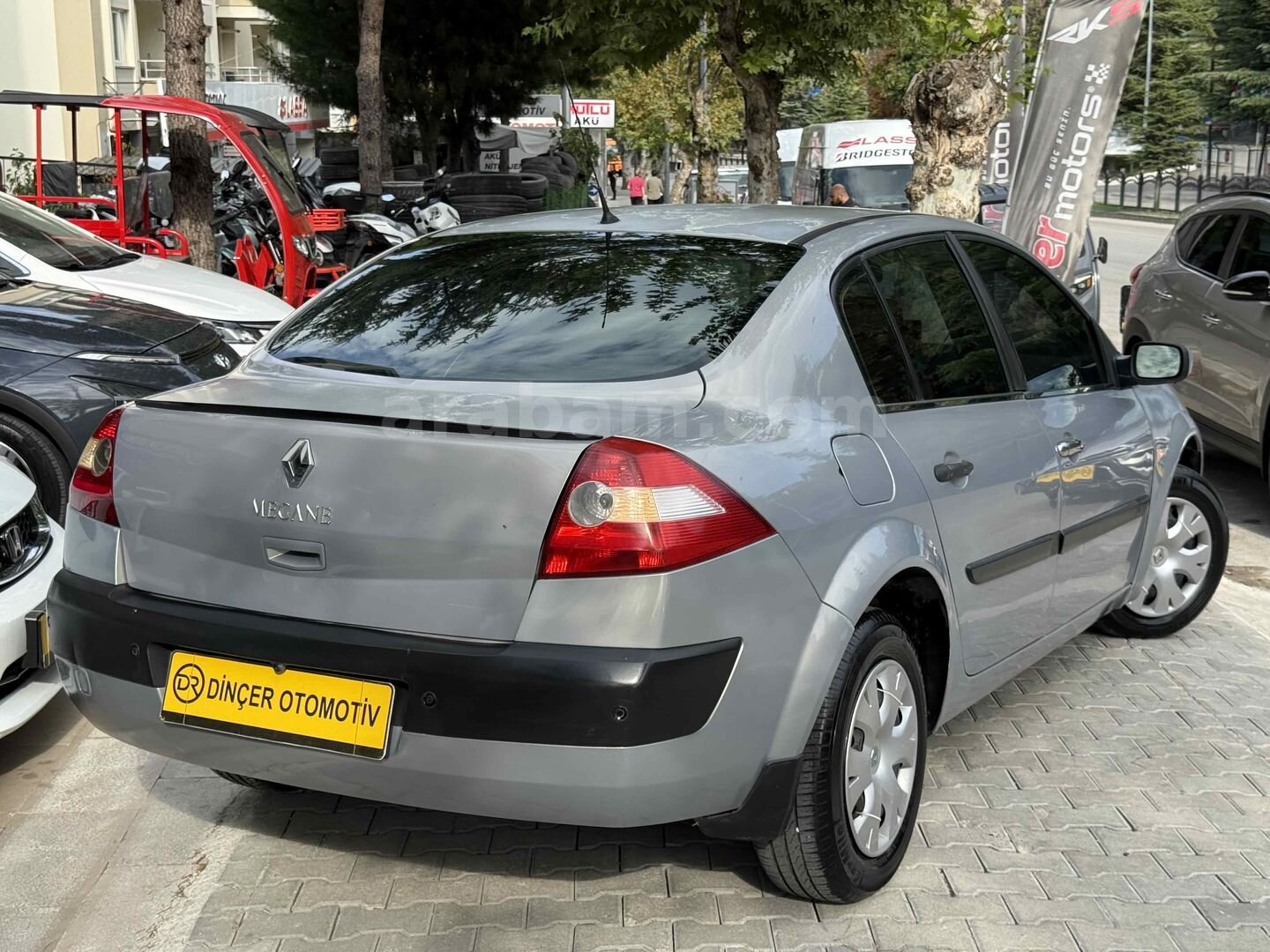 Galeriden Renault Megane 1.6 Authentique 2004 Model Amasya 255.000 km Gri 6