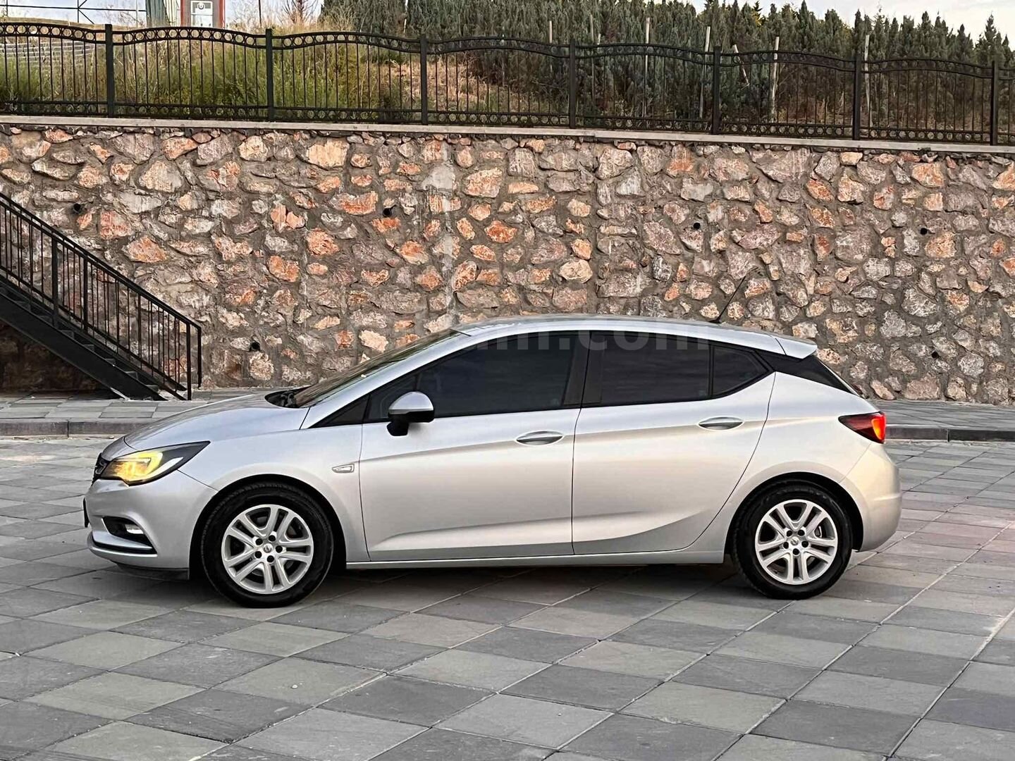 Sahibinden Opel Astra 1.6 CDTI Enjoy 2015 Model Ankara 214.000 km Gri 5