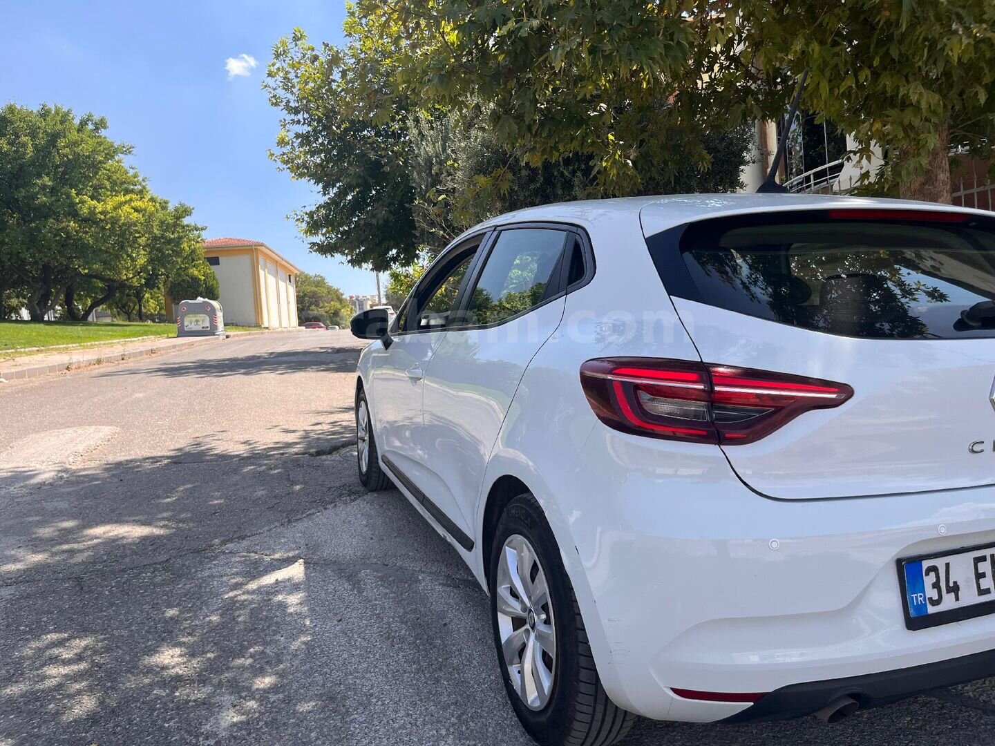 Sahibinden Renault Clio 1.0 TCe Joy 2021 Model Gaziantep 185.000 km Beyaz 7