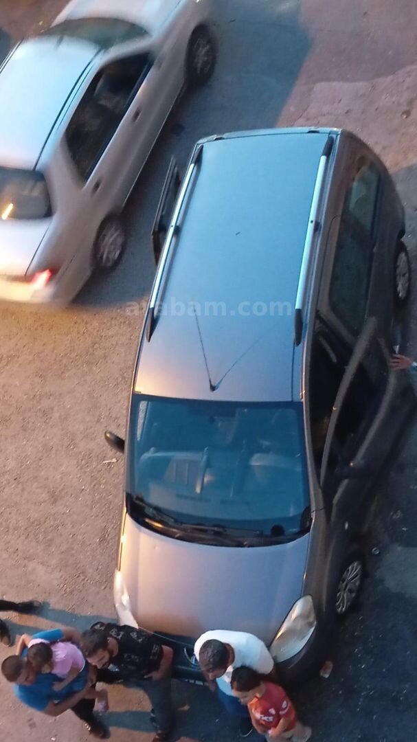 Sahibinden Peugeot Partner 1.6 HDI Comfort 2012 Model 330.000 km Gri 7