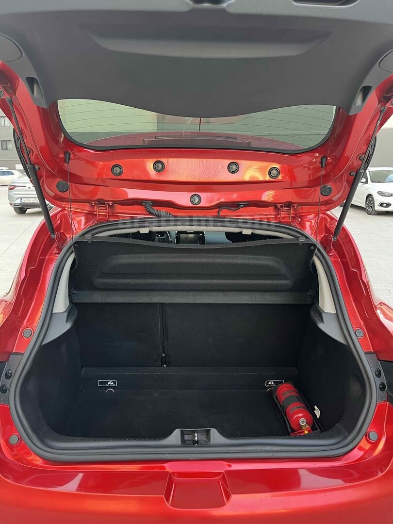 Sahibinden Renault Clio 1.5 dCi Touch 2012 Model Bursa 162.250 km Kırmızı 7