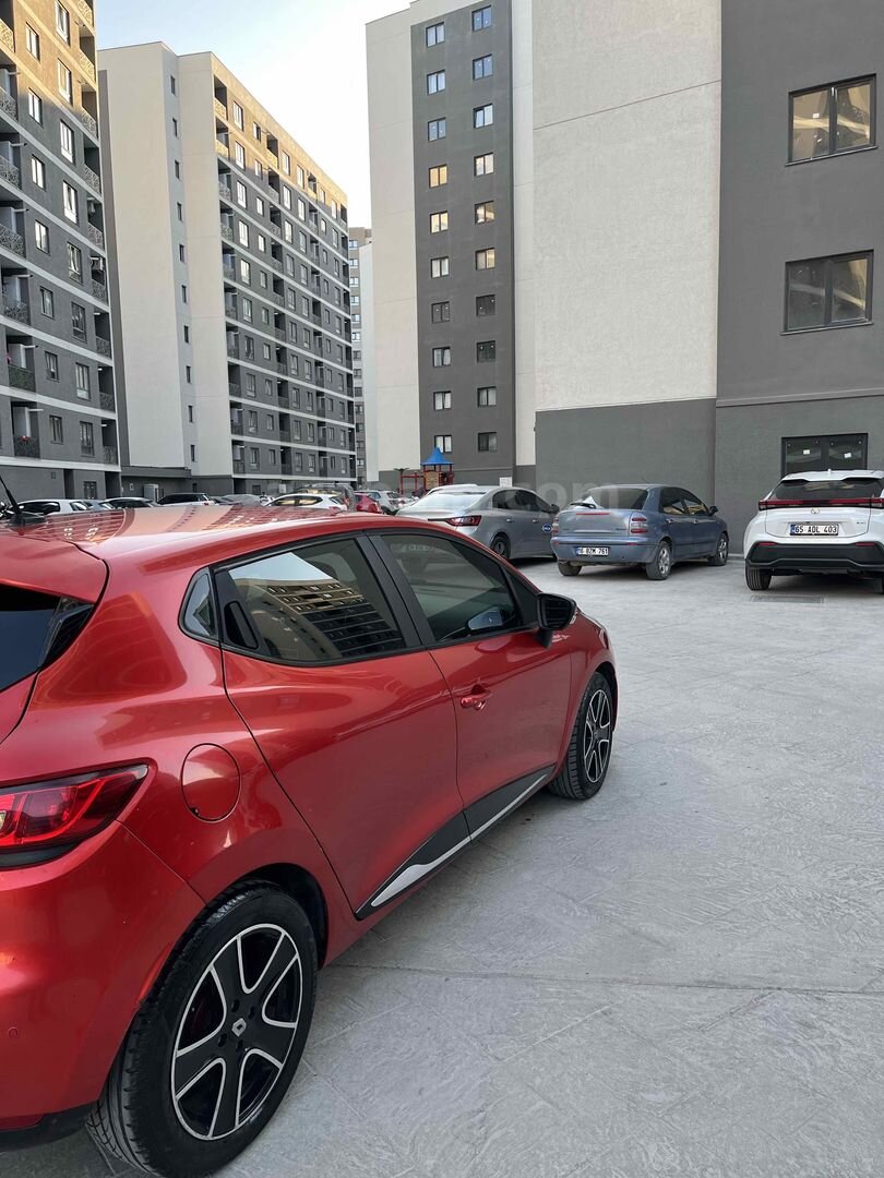 Sahibinden Renault Clio 1.5 dCi Touch 2012 Model Bursa 162.250 km Kırmızı 5