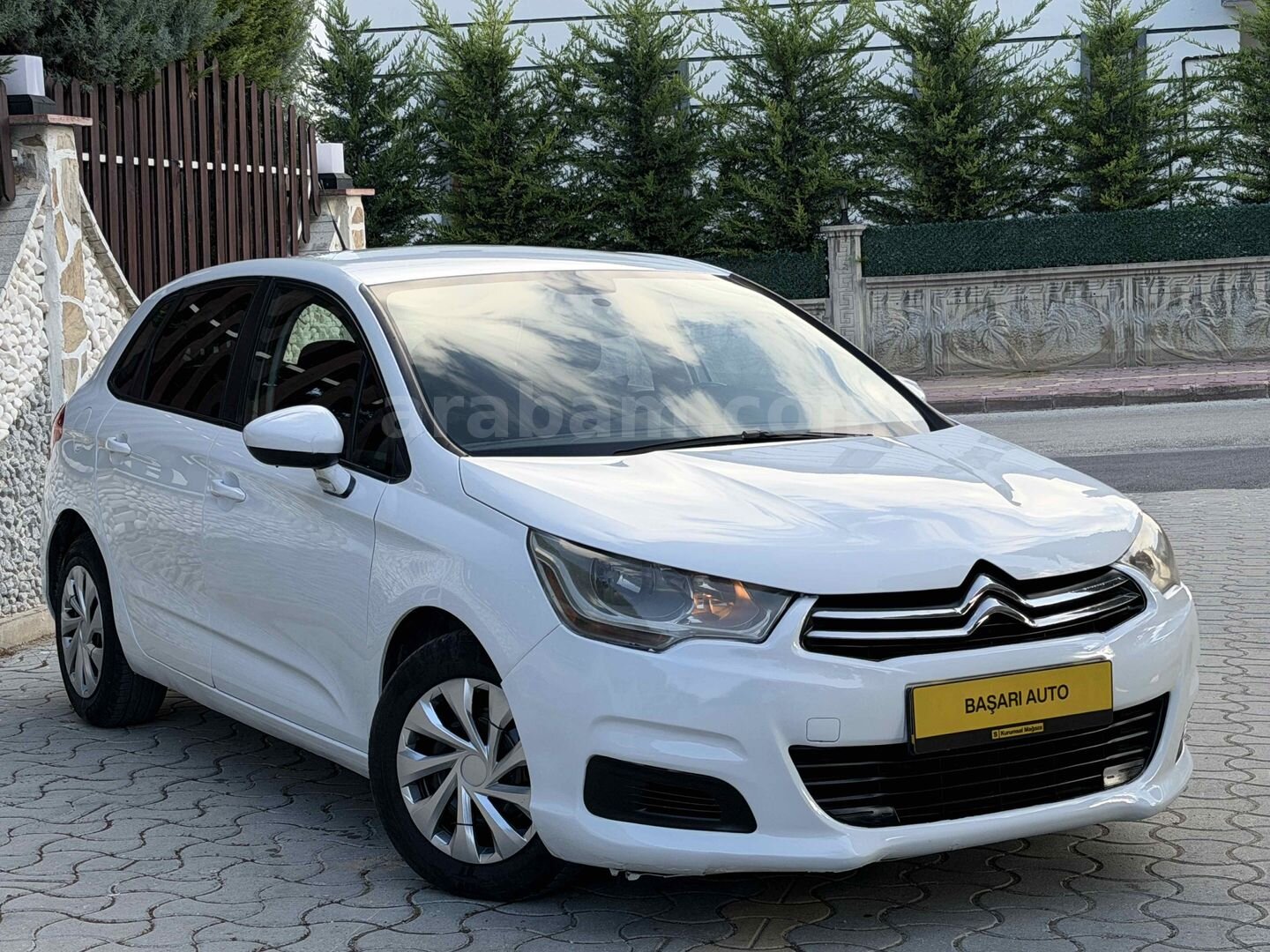 Galeriden Citroen C4 1.6 HDi Attraction 2012 Model Konya 2