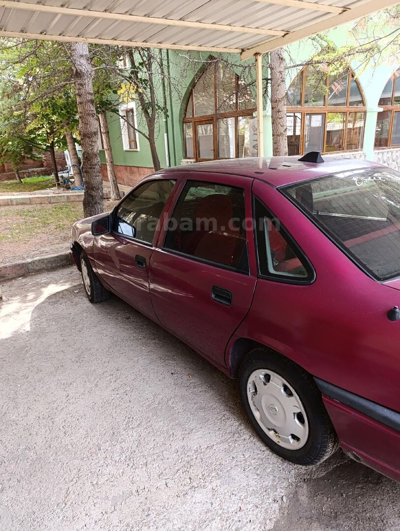 Sahibinden Opel Vectra 1.8 GL 1994 Model 2