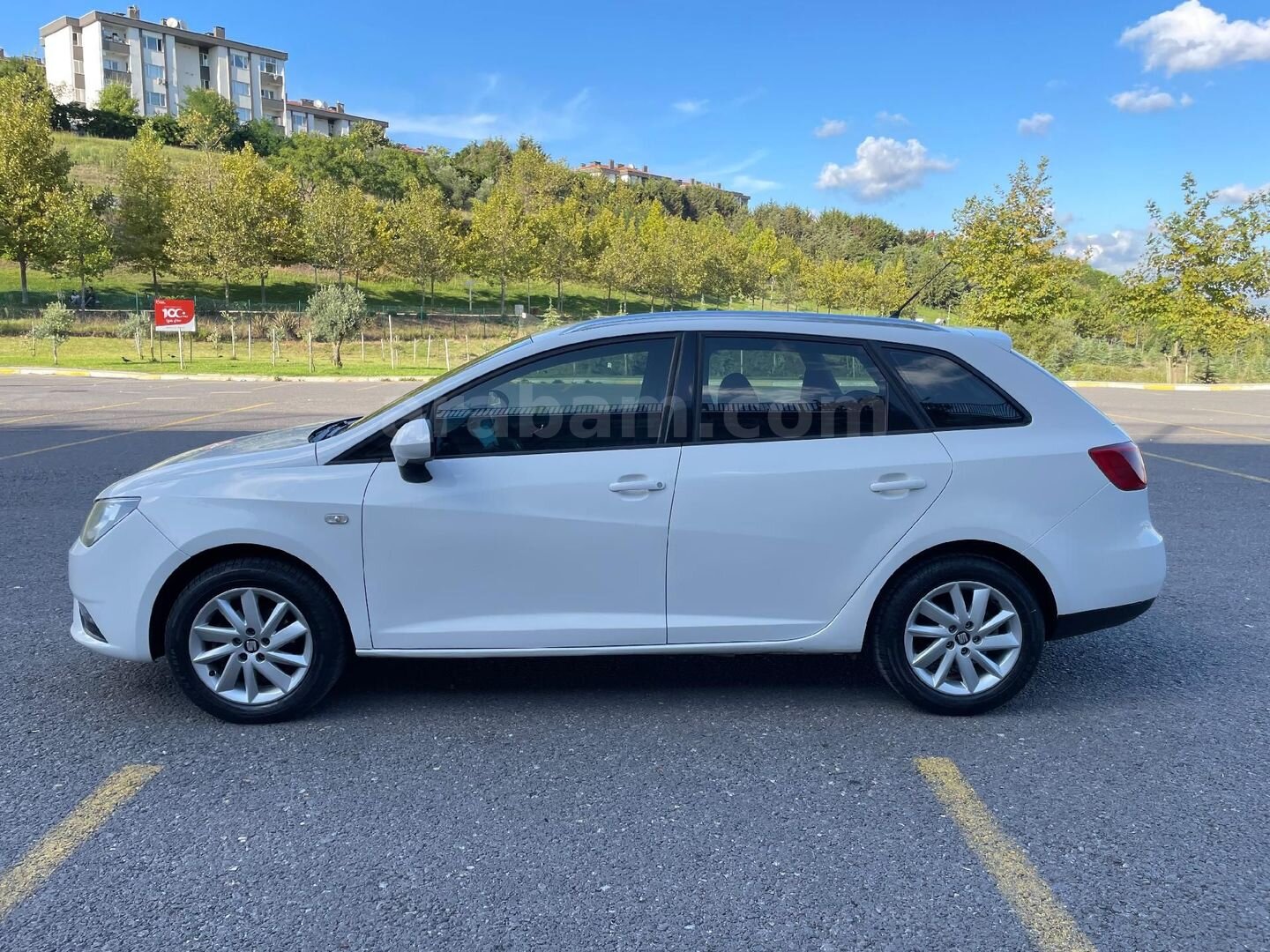 Sahibinden Seat Ibiza 1.2 TSI Sport Tourer Style 2013 Model İstanbul 148.000 km Beyaz 3