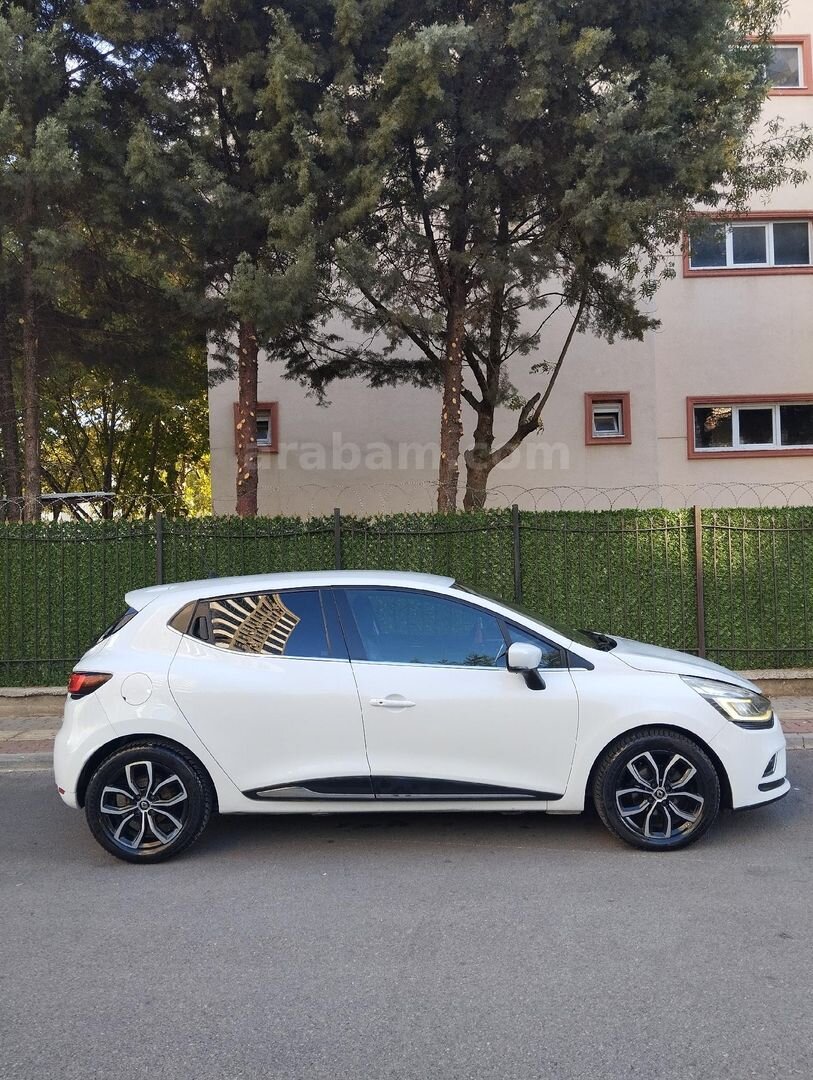 Galeriden Renault Clio 1.5 dCi Icon 2017 Model Bursa 114.000 km Beyaz 6