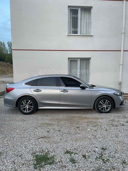 Sahibinden Honda Civic 1.5 i-VTEC Elegance 2023 Model İstanbul 73.000 km Gri (Gümüş)