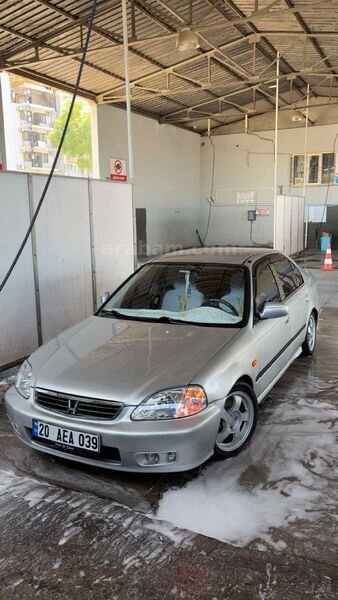 Sahibinden Honda Civic 1.6 i ES 2001 Model