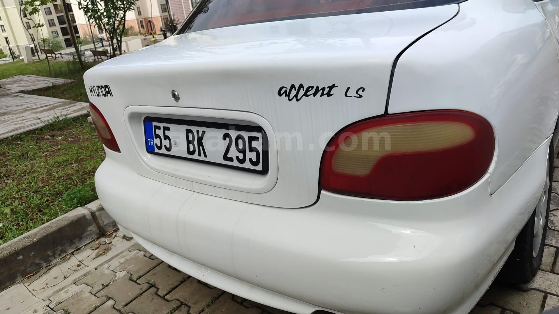 Sahibinden Hyundai Accent 1.3 LS 1997 Model Samsun 6